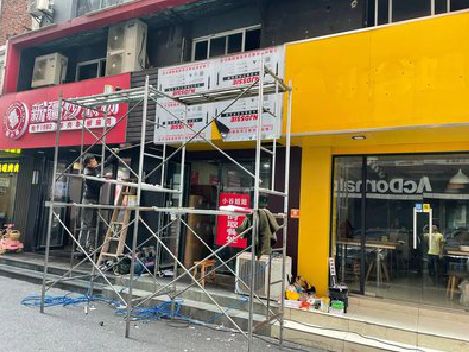 泗阳制作广告招牌如何避免它发黄？